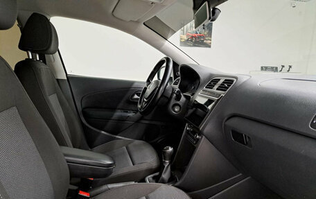 Volkswagen Polo VI (EU Market), 2016 год, 992 000 рублей, 15 фотография