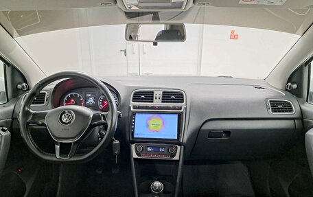 Volkswagen Polo VI (EU Market), 2016 год, 992 000 рублей, 18 фотография