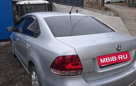 Volkswagen Polo VI (EU Market), 2011 год, 530 000 рублей, 2 фотография