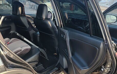 Toyota RAV4, 2017 год, 2 720 000 рублей, 6 фотография