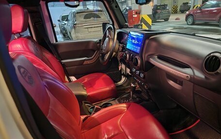 Jeep Wrangler, 2013 год, 2 870 000 рублей, 15 фотография