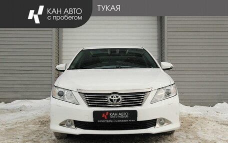 Toyota Camry, 2011 год, 1 980 000 рублей, 2 фотография