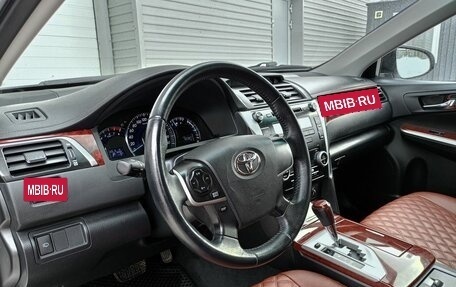 Toyota Camry, 2011 год, 1 980 000 рублей, 5 фотография