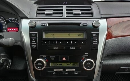 Toyota Camry, 2011 год, 1 980 000 рублей, 12 фотография