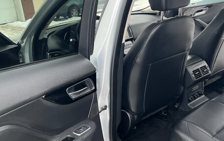 Jaguar F-Pace, 2019 год, 3 330 000 рублей, 19 фотография