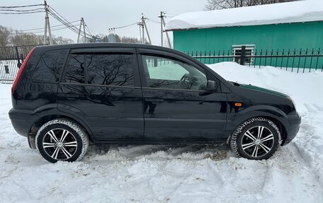 Ford Fusion I, 2006 год, 430 000 рублей, 2 фотография