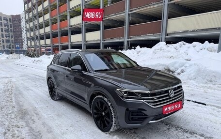 Volkswagen Touareg III, 2018 год, 5 700 000 рублей, 5 фотография