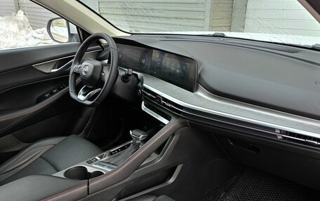 Changan CS35 Plus, 2023 год, 1 925 000 рублей, 5 фотография