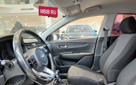 KIA Rio IV, 2018 год, 1 333 000 рублей, 20 фотография