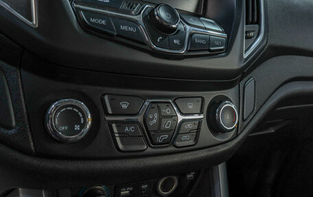 Chery Tiggo 5 I рестайлинг, 2015 год, 919 000 рублей, 14 фотография