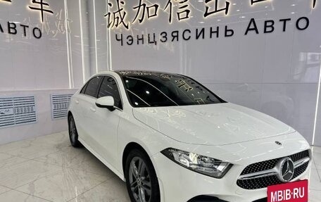 Mercedes-Benz A-Класс, 2022 год, 2 438 000 рублей, 3 фотография