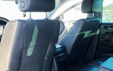 Volkswagen Touareg III, 2005 год, 1 070 000 рублей, 6 фотография