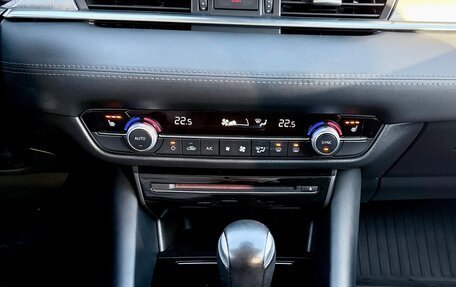 Mazda 6, 2021 год, 2 070 000 рублей, 13 фотография