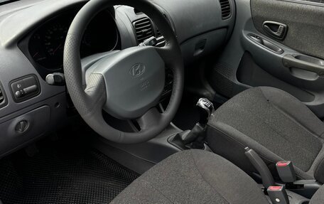 Hyundai Accent II, 2004 год, 370 000 рублей, 10 фотография