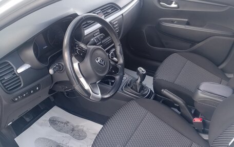 KIA Rio IV, 2018 год, 1 300 000 рублей, 11 фотография