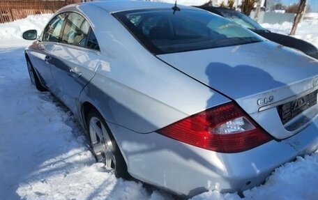 Mercedes-Benz CLS, 2004 год, 800 000 рублей, 3 фотография