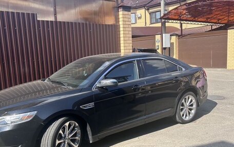 Ford Taurus VI рестайлинг, 2014 год, 1 280 000 рублей, 3 фотография