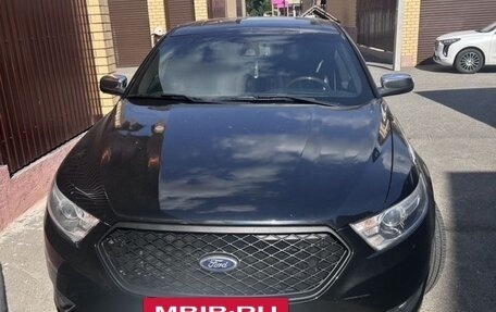 Ford Taurus VI рестайлинг, 2014 год, 1 280 000 рублей, 8 фотография