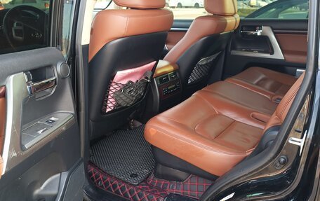 Toyota Land Cruiser 200, 2014 год, 4 500 000 рублей, 4 фотография