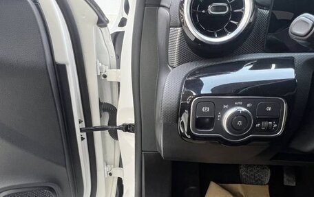 Mercedes-Benz A-Класс, 2022 год, 2 197 000 рублей, 11 фотография