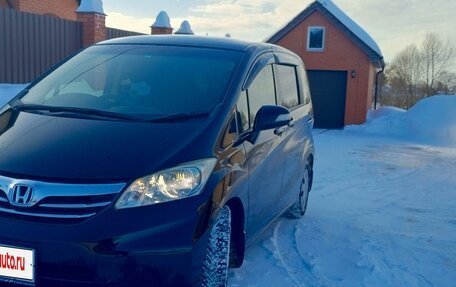 Honda Freed I, 2013 год, 1 080 000 рублей, 2 фотография