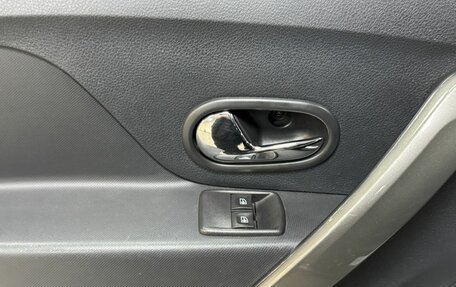 Renault Logan II, 2019 год, 1 189 000 рублей, 11 фотография