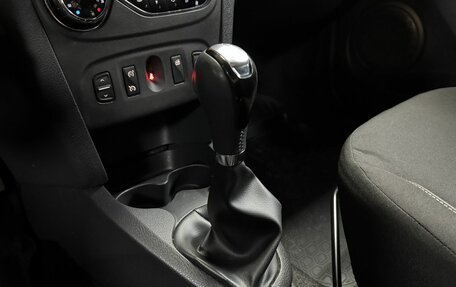 Renault Logan II, 2019 год, 1 189 000 рублей, 23 фотография