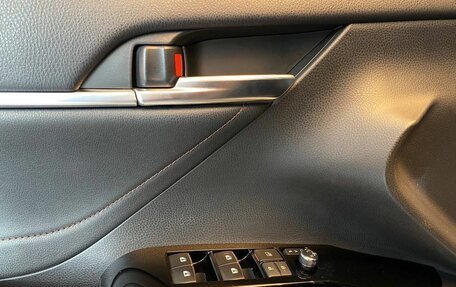 Toyota Camry, 2019 год, 2 999 000 рублей, 19 фотография