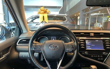 Toyota Camry, 2019 год, 2 999 000 рублей, 13 фотография