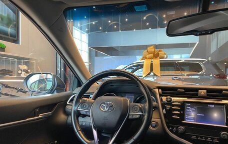 Toyota Camry, 2019 год, 2 999 000 рублей, 15 фотография