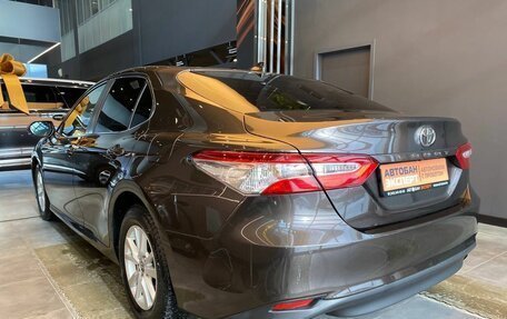 Toyota Camry, 2019 год, 2 999 000 рублей, 38 фотография