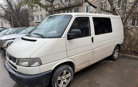 Volkswagen Transporter T4, 2001 год, 850 000 рублей, 1 фотография