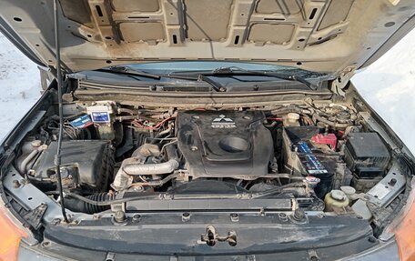 Mitsubishi L200 IV рестайлинг, 2018 год, 1 650 000 рублей, 15 фотография