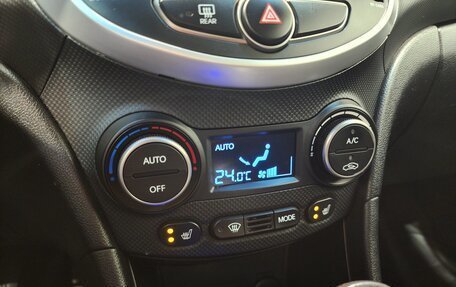 Hyundai Solaris II рестайлинг, 2016 год, 945 000 рублей, 10 фотография