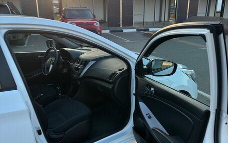 Hyundai Solaris II рестайлинг, 2016 год, 857 000 рублей, 10 фотография