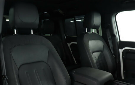 Land Rover Defender II, 2020 год, 5 799 000 рублей, 16 фотография