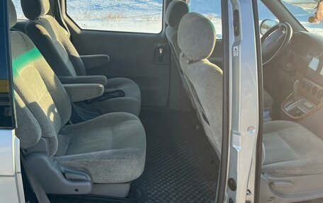 KIA Carnival III, 2005 год, 550 000 рублей, 7 фотография