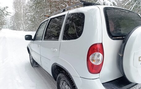 Chevrolet Niva I рестайлинг, 2016 год, 450 000 рублей, 4 фотография