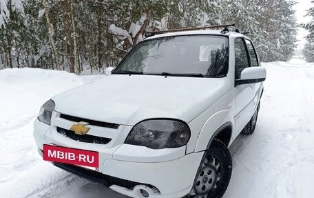 Chevrolet Niva I рестайлинг, 2016 год, 450 000 рублей, 15 фотография