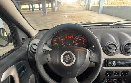 Renault Logan I, 2010 год, 590 000 рублей, 18 фотография