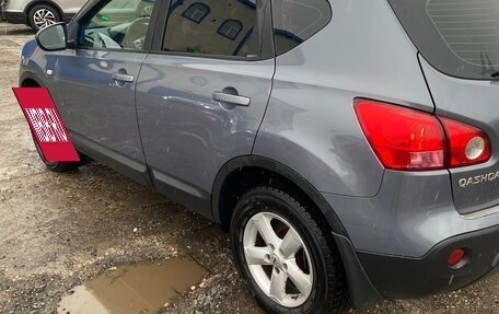 Nissan Qashqai, 2008 год, 700 000 рублей, 2 фотография