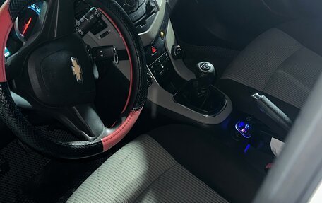 Chevrolet Cruze II, 2012 год, 630 000 рублей, 10 фотография