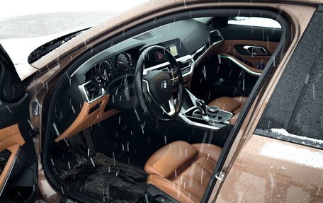 BMW 3 серия, 2019 год, 3 450 000 рублей, 20 фотография