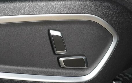 Geely Tugella FY11, 2023 год, 3 300 000 рублей, 19 фотография