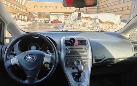 Toyota Auris II, 2008 год, 650 000 рублей, 12 фотография