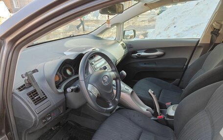 Toyota Auris II, 2008 год, 650 000 рублей, 10 фотография