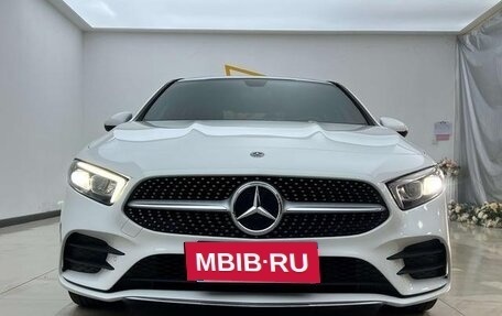 Mercedes-Benz A-Класс, 2022 год, 1 790 000 рублей, 2 фотография