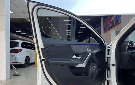 Mercedes-Benz A-Класс, 2022 год, 1 790 000 рублей, 13 фотография