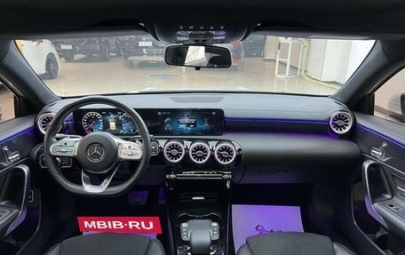 Mercedes-Benz A-Класс, 2022 год, 1 790 000 рублей, 8 фотография