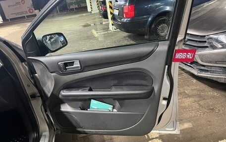 Ford Focus II рестайлинг, 2006 год, 295 000 рублей, 15 фотография